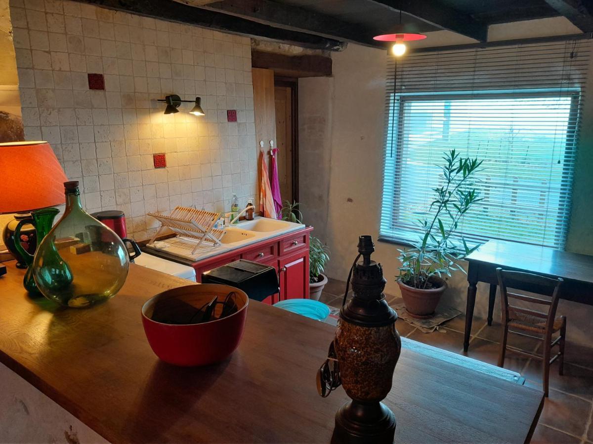 Grange Renovee Et Son Jardin Dans L'Avant Pays Savoyard Champagneux Exterior foto